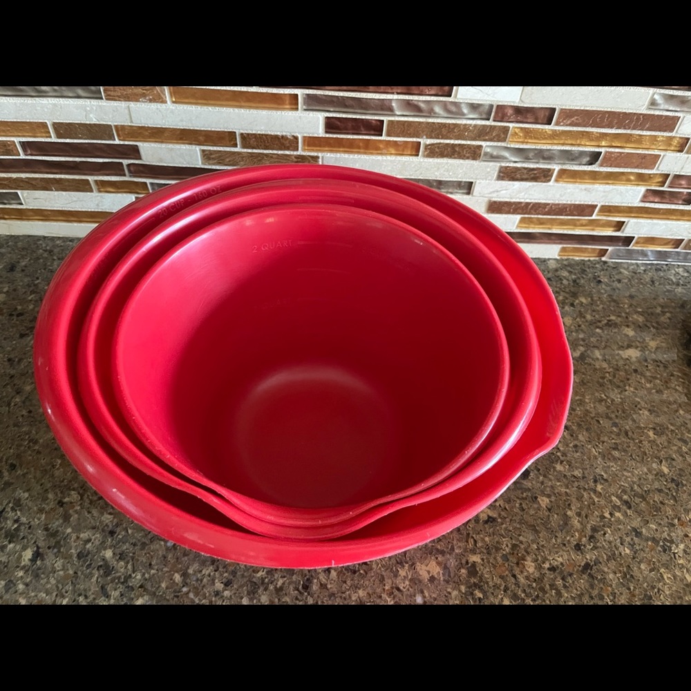 Mixing bowls